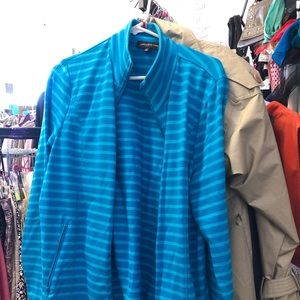 Zip up stretchy light jog jacket